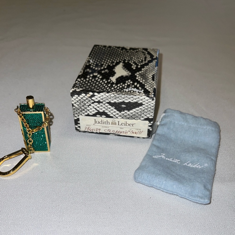 BOX & DUSTER + Judith Leiber Green Crystal Minaudière Keychain Charm - Picture 2 of 7